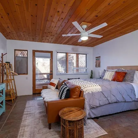 Casita Gomez- Patio, Studio, Railyard District * Santa Fe